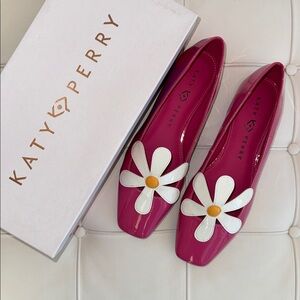 Katy Perry Collections Fuchsia Daisy Flats